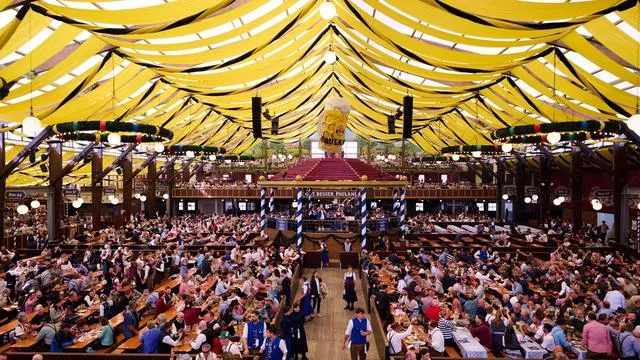 Oktoberfest-Zoff: Gerichtsbeschluss: Vergabe der Wiesn-Zelte war rechtmäßig