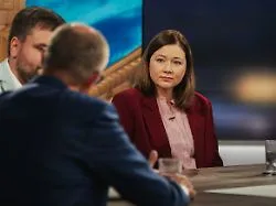Am Tisch mit Merz bei RTL: Vor allem zwei Gäste setzen den Kanzler massiv unter Druck