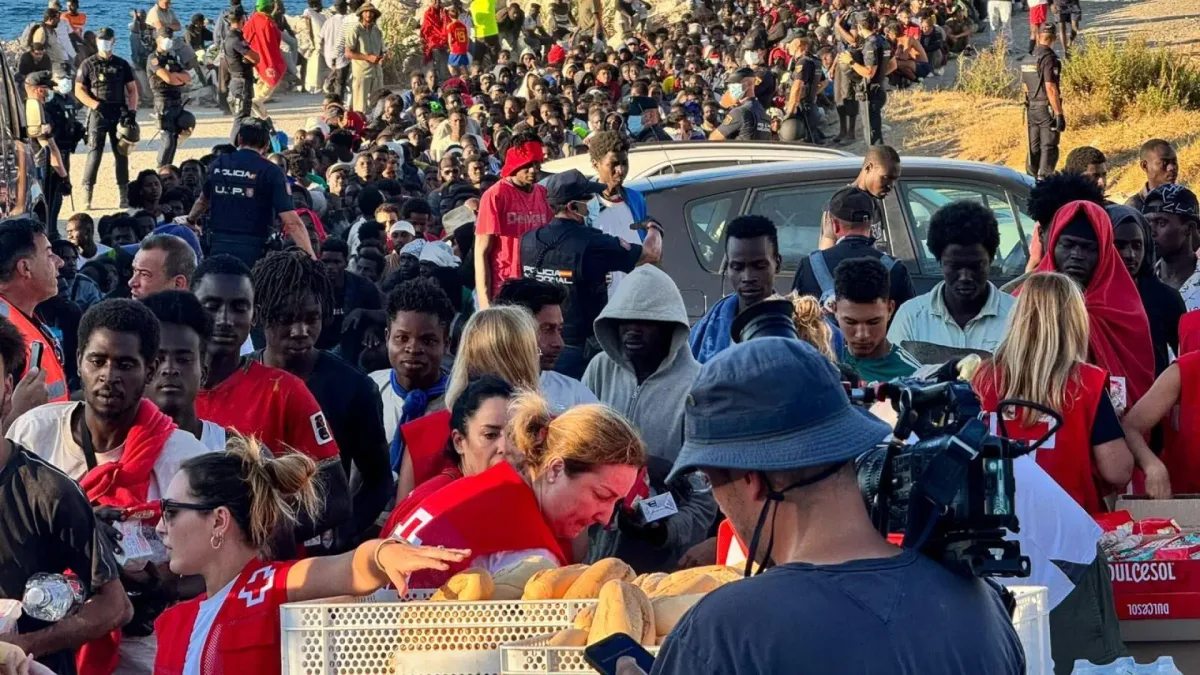 La Policía desarticula dos organizaciones dedicadas al tráfico ilícito de migrantes desde Ceuta hasta la Península