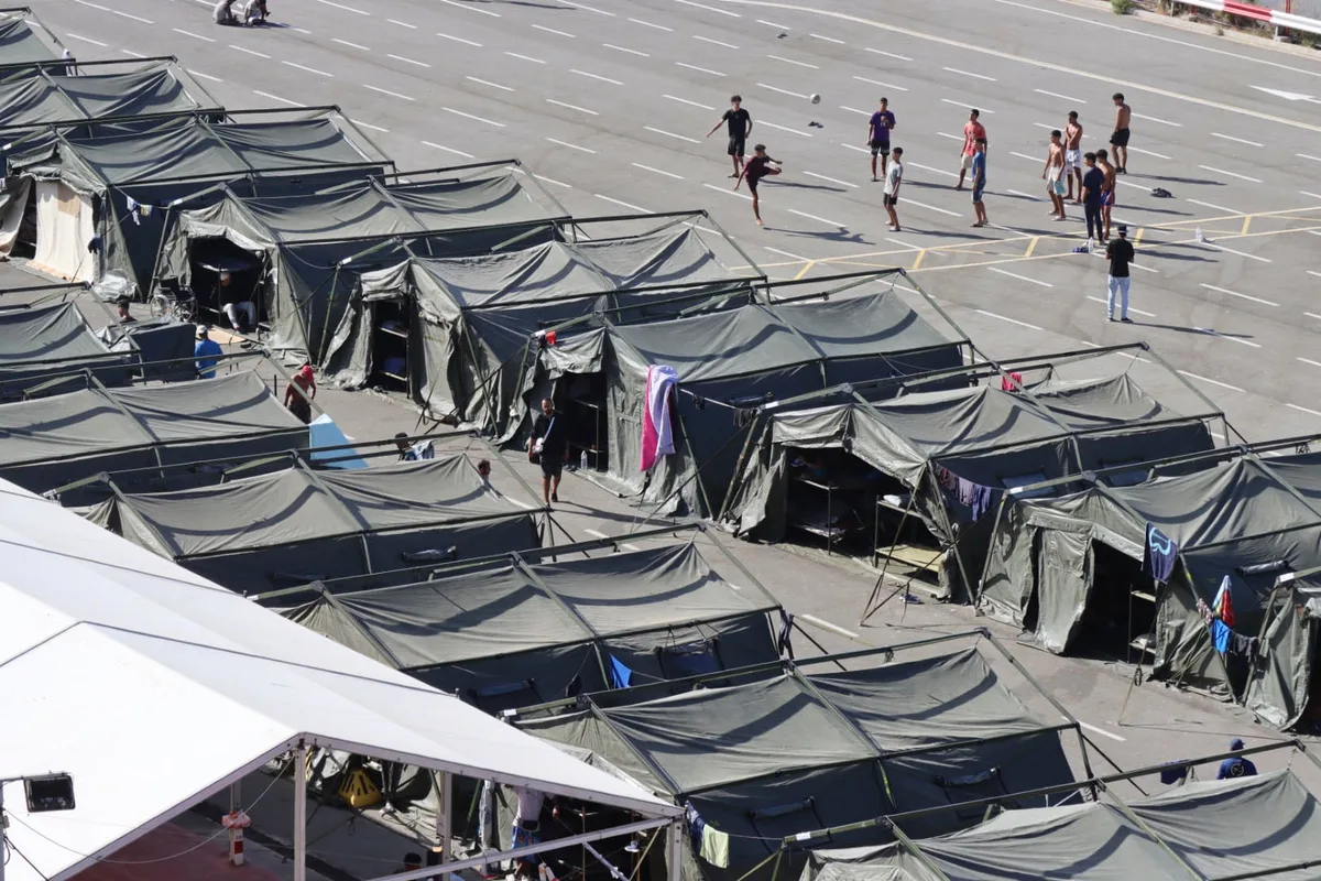 Última hora de la entrada de inmigrantes a Ceuta, en directo | Bolaños comparece en la comisión de Seguridad Nacional en el Congreso