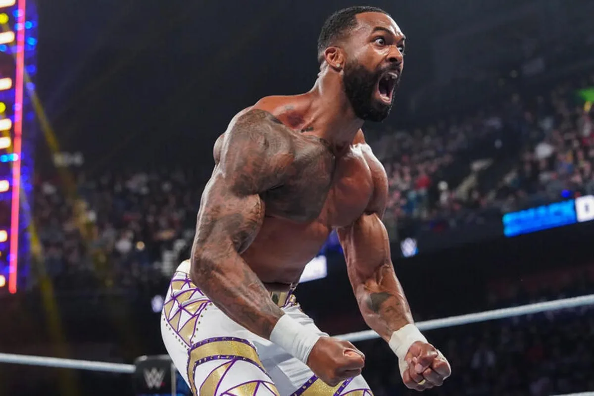 Полицейский подал в суд на WWE из-за эмоциональных страданий после действий звезды на шоу