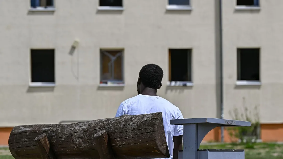 Asylverfahren und Klagen: Asylklagen dauern wieder länger – Sachsen ist Schlusslicht