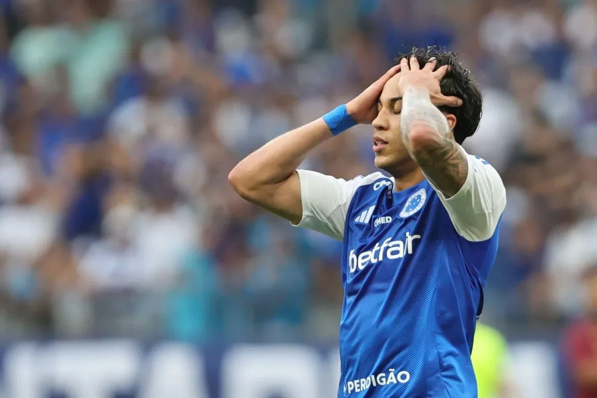 Kaio Jorge pode pegar gancho por lance em clássico contra o Atlético-MG
