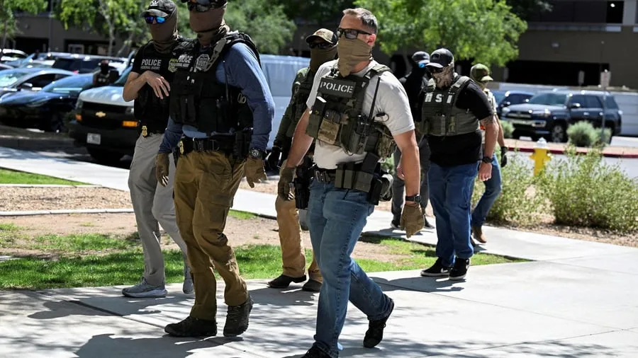 +++ USA +++: ICE-Behörde meldet Rekordzahl an Festnahmen im Juli