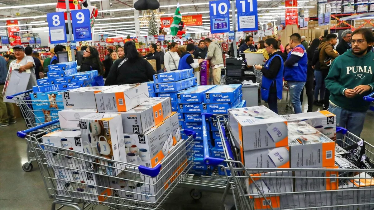¿Por qué el dueño de Walmart, Aurrera y Sam’s Club pone tiendas tan cerca sin quitarse clientes entre sí?