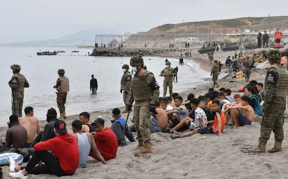 Migrações: Governo de Ceuta apela à calma após distúrbios em manifestações