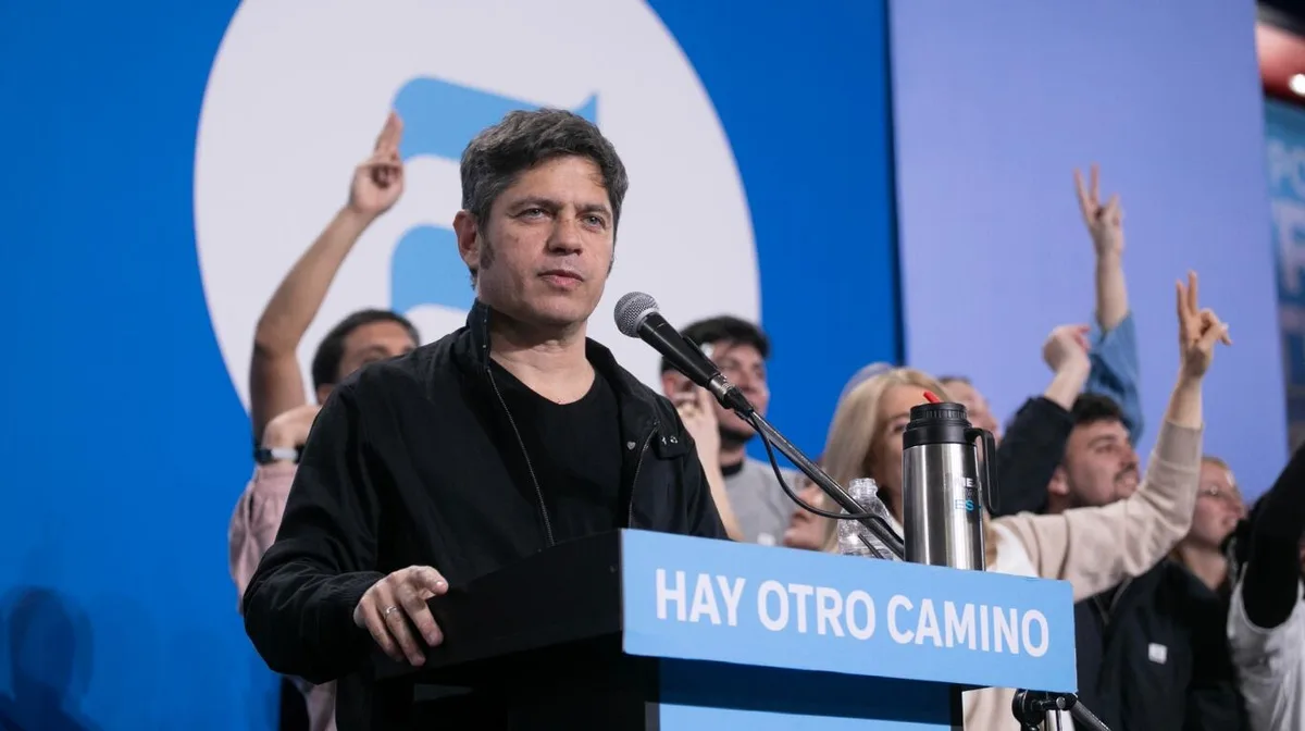 En el Día de la Lealtad, Kicillof defendió a CFK y lanzó un mensaje de cara a 2027: “Estoy dispuesto a poner el cuerpo”