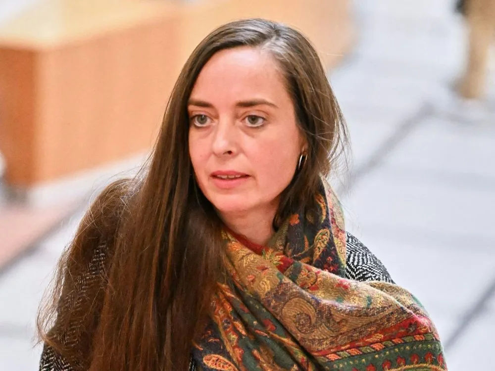 Newsblog zu den Landtagswahlen: Berliner Linke-Fraktionsspitze geht auf Distanz zu Vanessa Emde