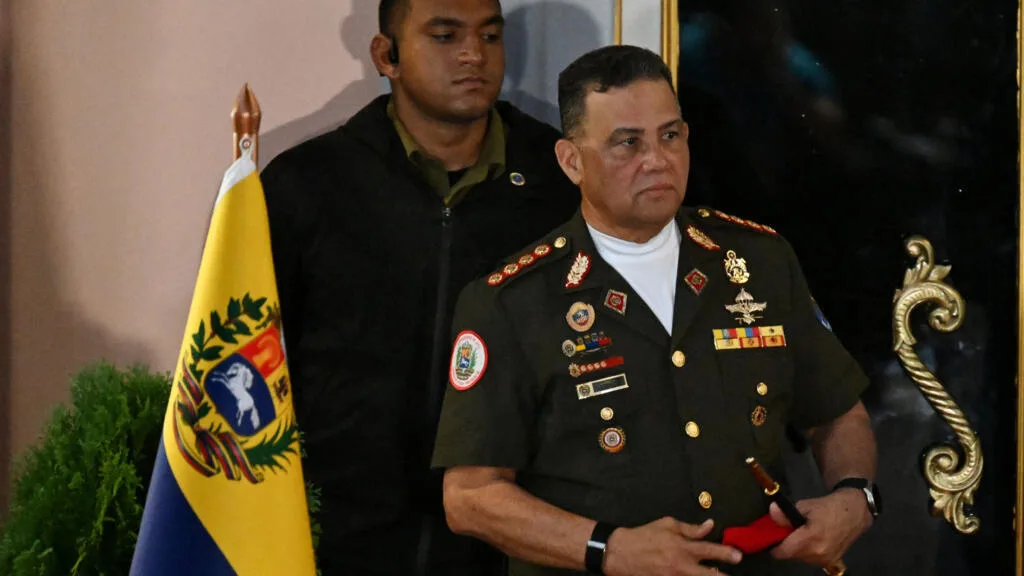 Del confrontamiento a la cooperación: Cúpula militar chavista respaldó el acuerdo petrolero con EEUU (VIDEO)
