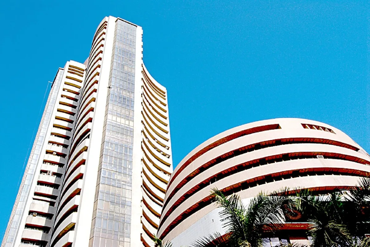 Stock Market LIVE: GIFT Nifty signals tepid open; Kospi tumbles 7% on chip selloff