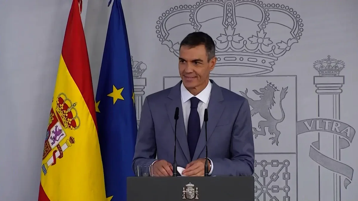 Sánchez, tras la dimisión de Montse Mínguez: "Se han cruzado líneas rojas, está rota y me ha pedido ella no ir en listas y yo lo lamento"