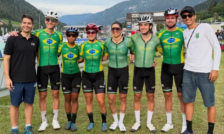Leonardo Bernardes fica no top 10 do Mundial Júnior de mountain bike