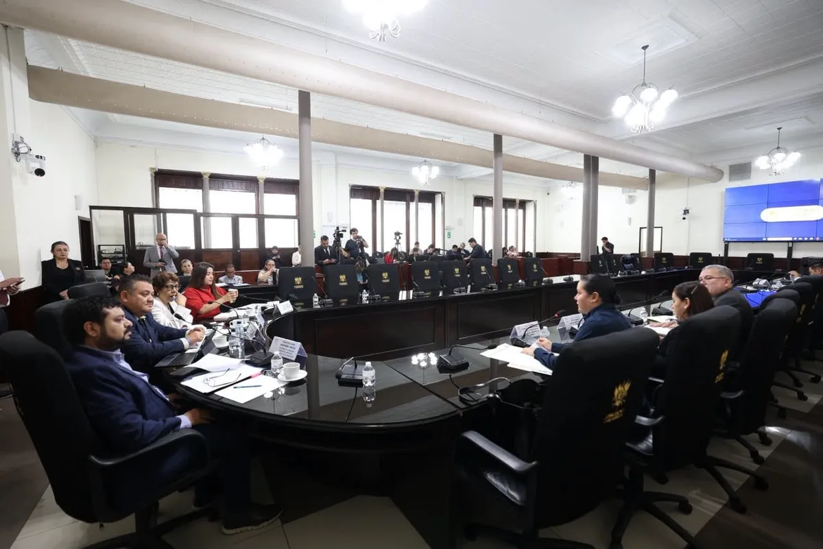Gobierno de Guatemala reconoce que la crisis por El Niño carece de precedentes en 76 años y afecta a 570.000 familias y daña 300.000 hectáreas