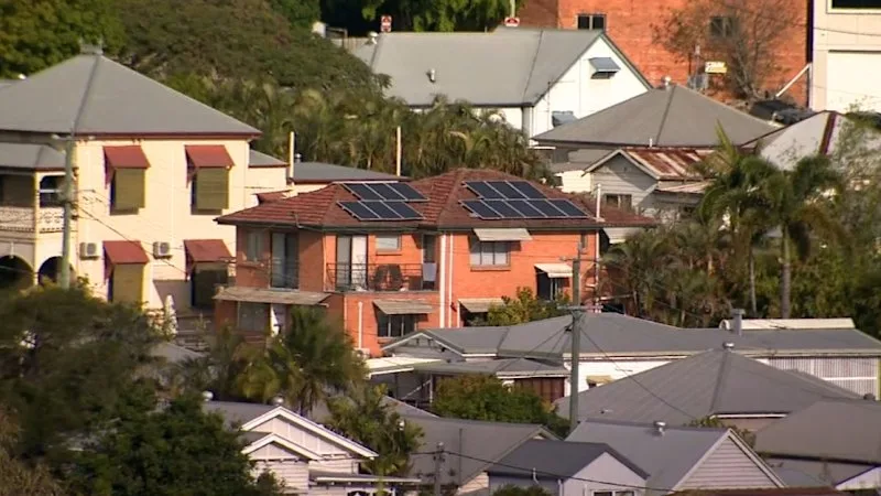 New data shows property prices dipping across Brisbane