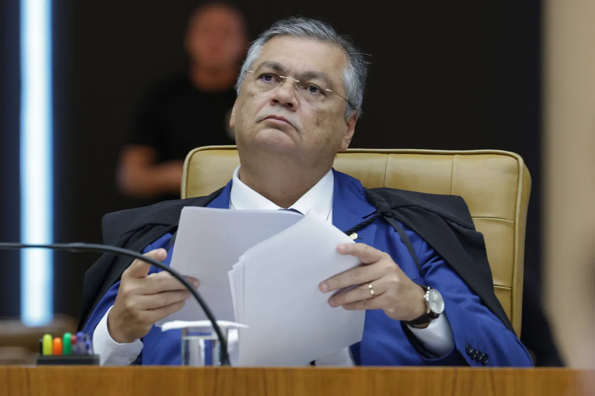 Podemos diz a Dino que não controla distribuição de emendas