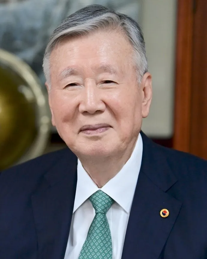 부영, 외국인 유학생 98명에 장학금 4억원 전달