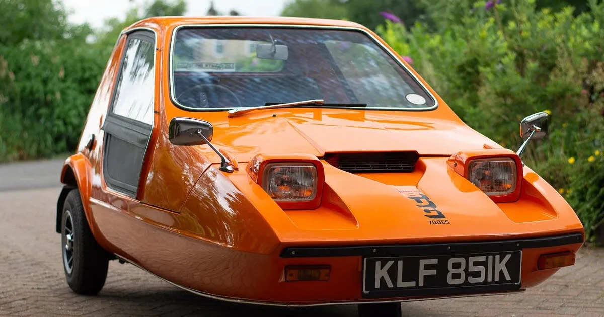 Automobile. Bond Bug : seuls les anglais pouvaient sortir une voiture à trois roues orange