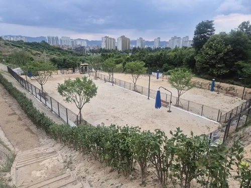 충주시, 8억원 들여 '연수동 반려동물 놀이터' 조성