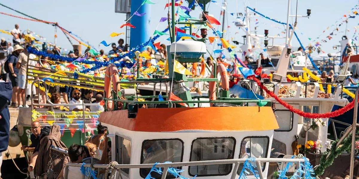 Procissão Nossa Senhora dos Navegantes. Cascais, uma vila que ainda vive do mar