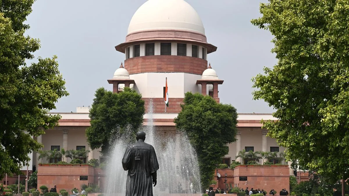 SC ready to quash FIRs filed against students for NEET protests