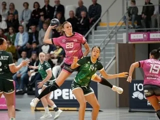 Handball. D2F : les joueuses du Roz Hand Du décrochent une première victoire historique face à Nîmes.