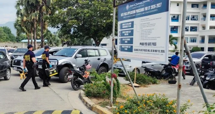 Un adolescente mata a tiros a otro en un instituto filipino y lo retransmite en Facebook