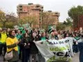 La consejera de Educación suspende por seguridad un acto en un IES donde se concentraban decenas de manifestantes