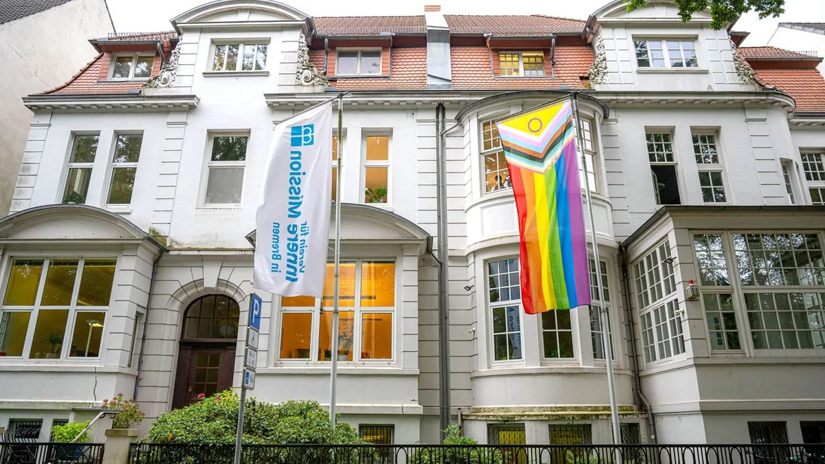Kirche und AfD: AfD-Kandidatin verliert Job - Was sagt ein Arbeitsrechtler?