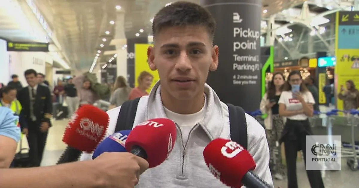 «Falei com Ruben Dias e Bernardo Silva sobre o Benfica...»