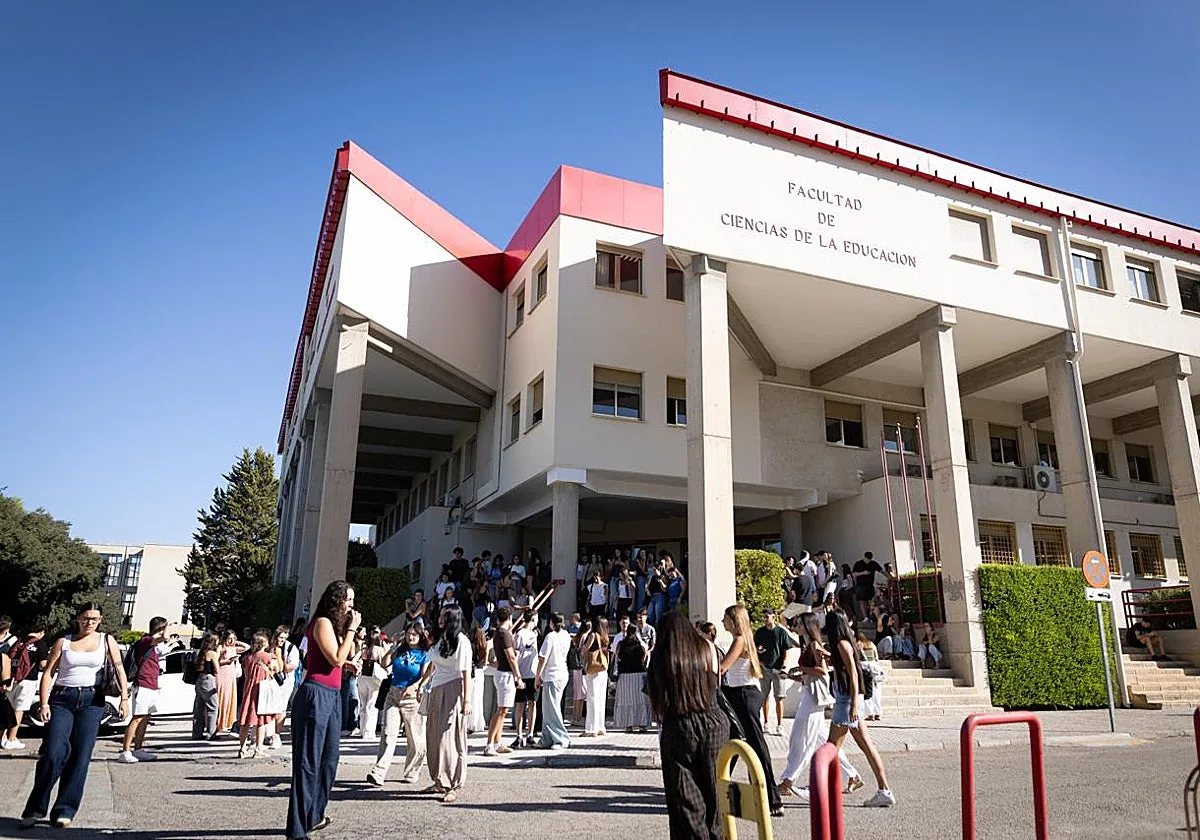 La estudiante asesinada en México murió en un pueblo «peligroso» a una hora de su universidad