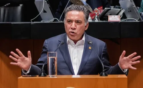 Inzunza se separa del grupo parlamentario de Morena; anuncia que será senador independiente