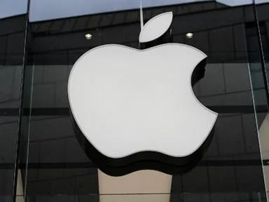 Apple changes Lake Ontario name to 'Lake America' for US users of its Maps
