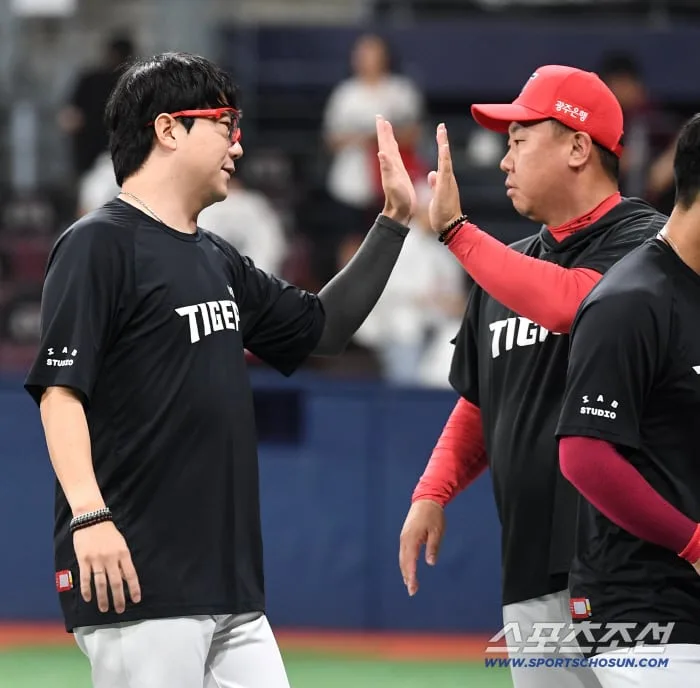 "운이 있더라"…77구에서 대투수 교체 결단, 이범호 감독의 '촉'이 있었다