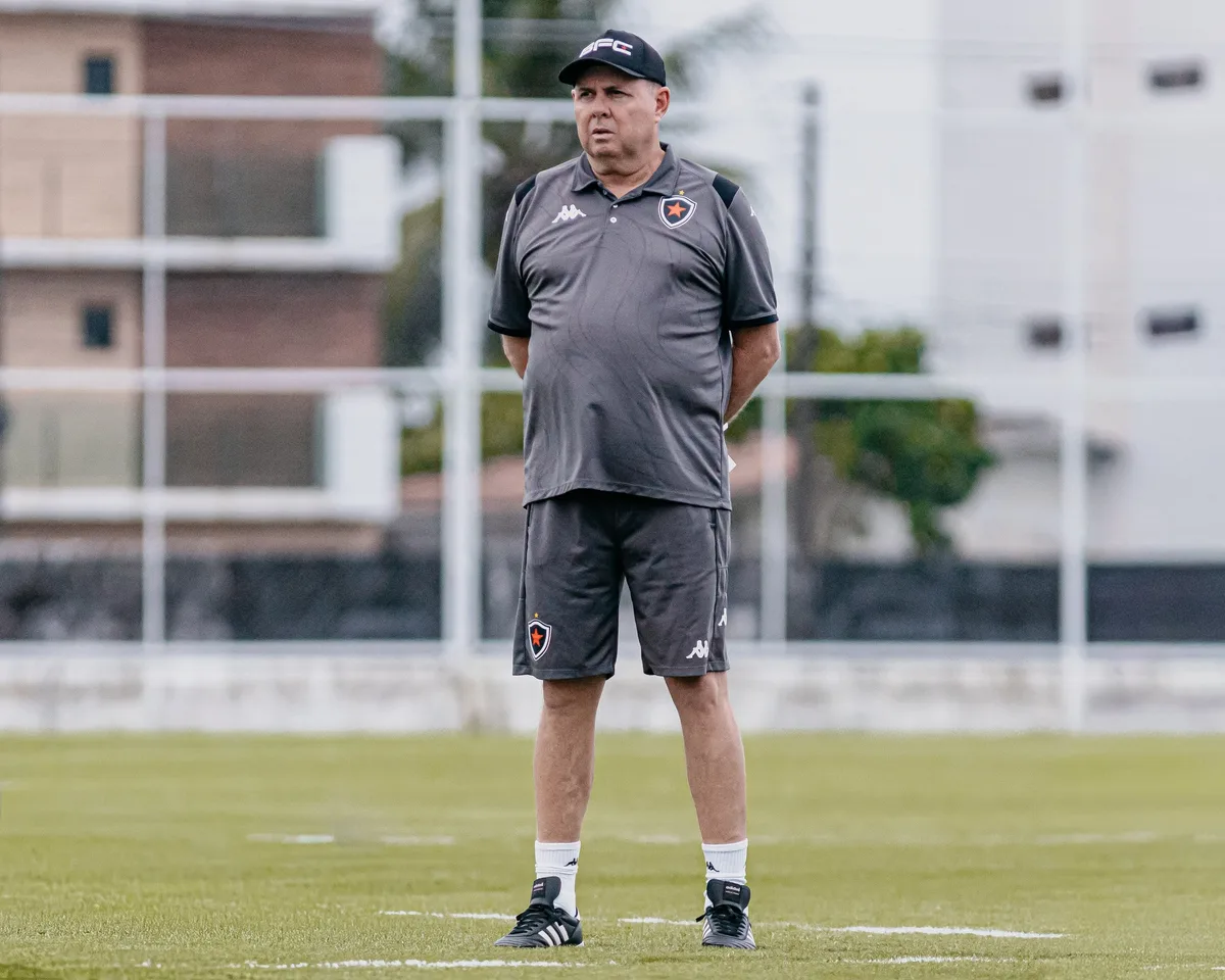 Botafogo-PB deve ter pelo menos três mudanças para encarar o Guarani, pela 18ª rodada da Série C