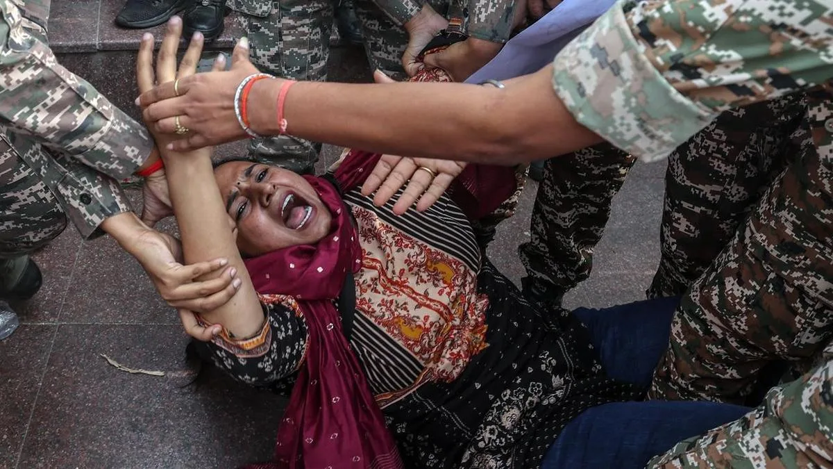 India detains youth protest leaders from ‘Cockroach’ movement to defuse rally