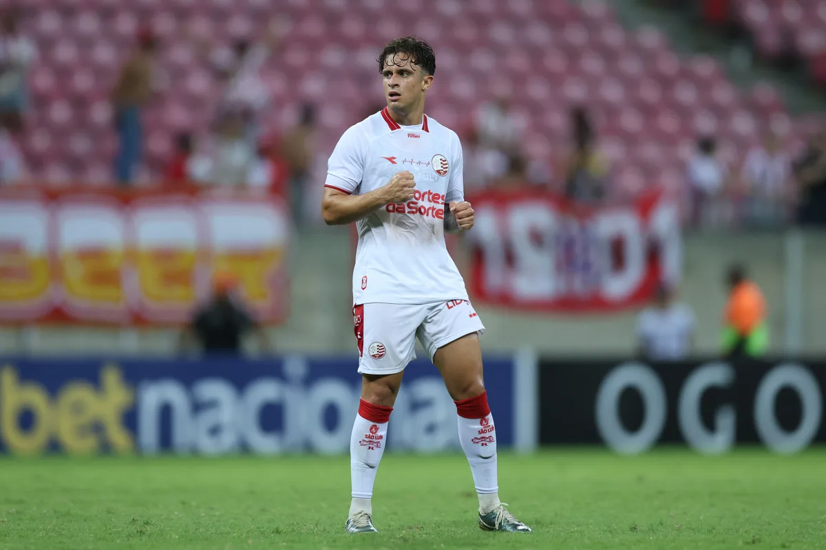 Felipe Saraiva desiste de acerto com a Inter de Limeira e reforça o Maringá na reta final da Série C