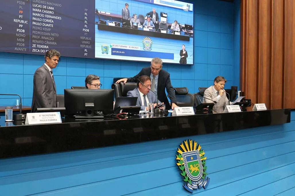 Projeto que cria 454 cargos no MP passa sem oposição na Assembleia