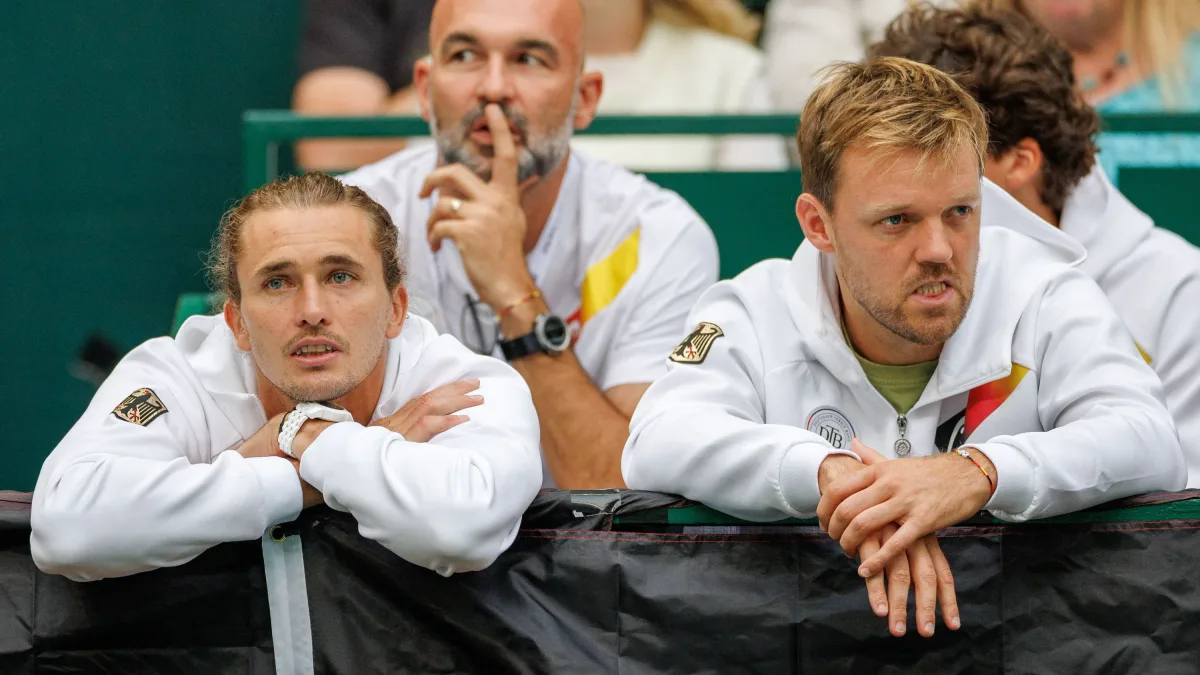 Play-off in Halle: Davis-Cup-Team trotz Zverev-Sieg unter Druck