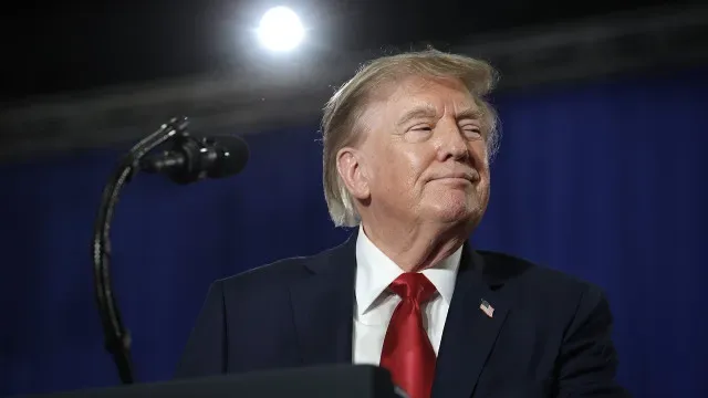 Trump acusa Huthis de fazerem subir preço do petróleo antes das eleições
