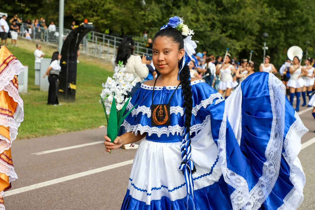 Salvadoreños en Milán celebraron la independencia con cultura, música y servicios consulares