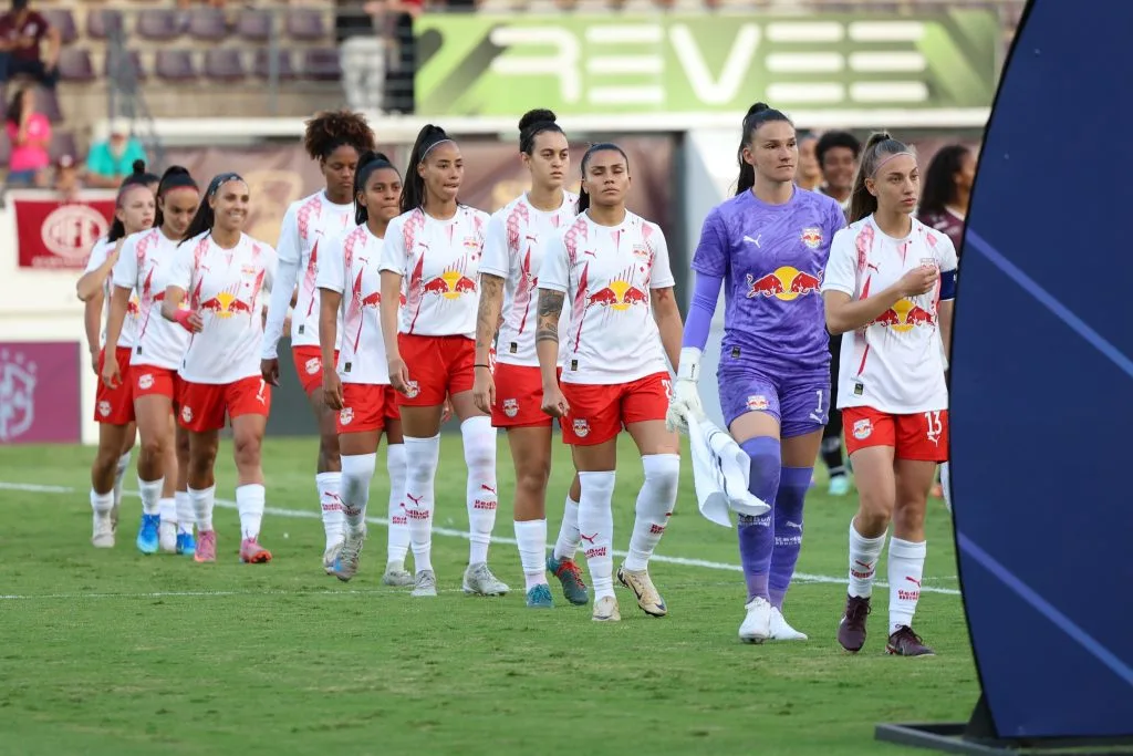 Bragantinas abrem vantagem nas quartas da Copa do Brasil Feminina