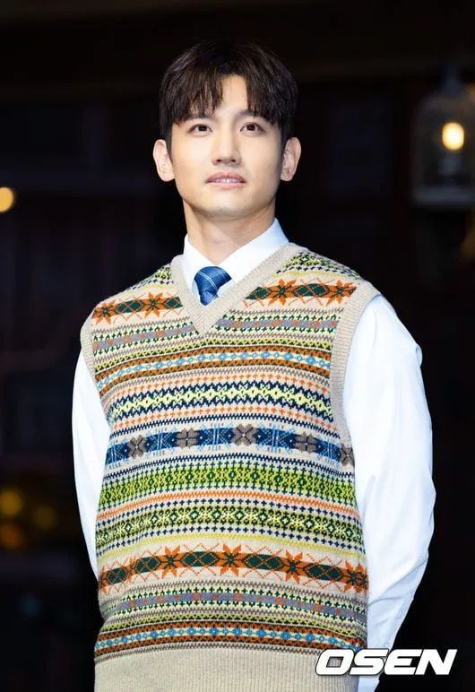 [단독] 최강창민, 4년만 韓 솔로 컴백..10월 중순 신곡 발매