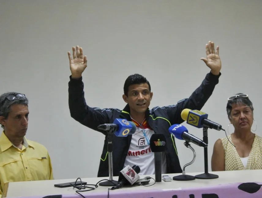 Rodney Álvarez es reincorporado a Ferrominera del Orinoco