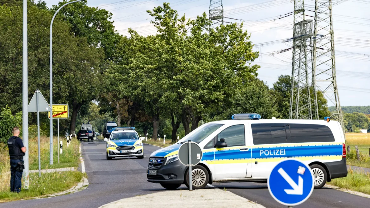 Sprengvorrichtung gefunden: Spurensuche nach Sabotage am Stromnetz in Brandenburg