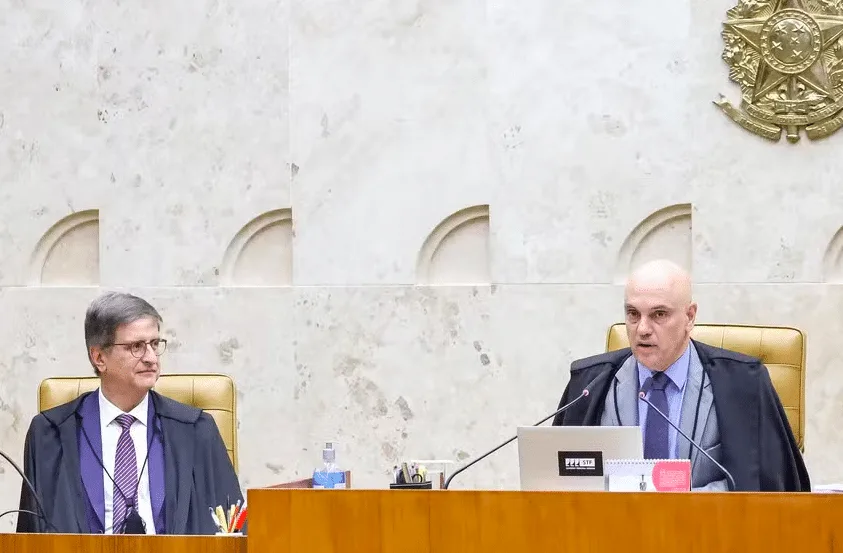 Mensagens em que Vorcaro pediria proteção de Gonet não registram resposta de Moraes