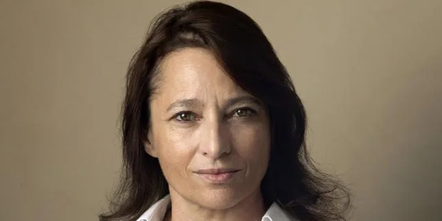 Dans « Championne », Nina Bouraoui déploie son écriture spiralaire pour comprendre la contagion de la violence