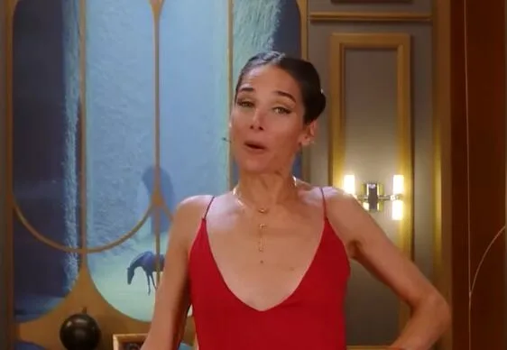 La noche de Mirtha: Juana Viale reemplazó a la Chiqui, deslumbró con un look “fresco” y habló de la salud de su abuela
