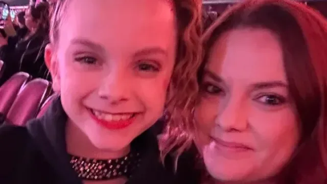 "Há dois corpos". Matou filha em hotel dos EUA e deixou aviso à porta