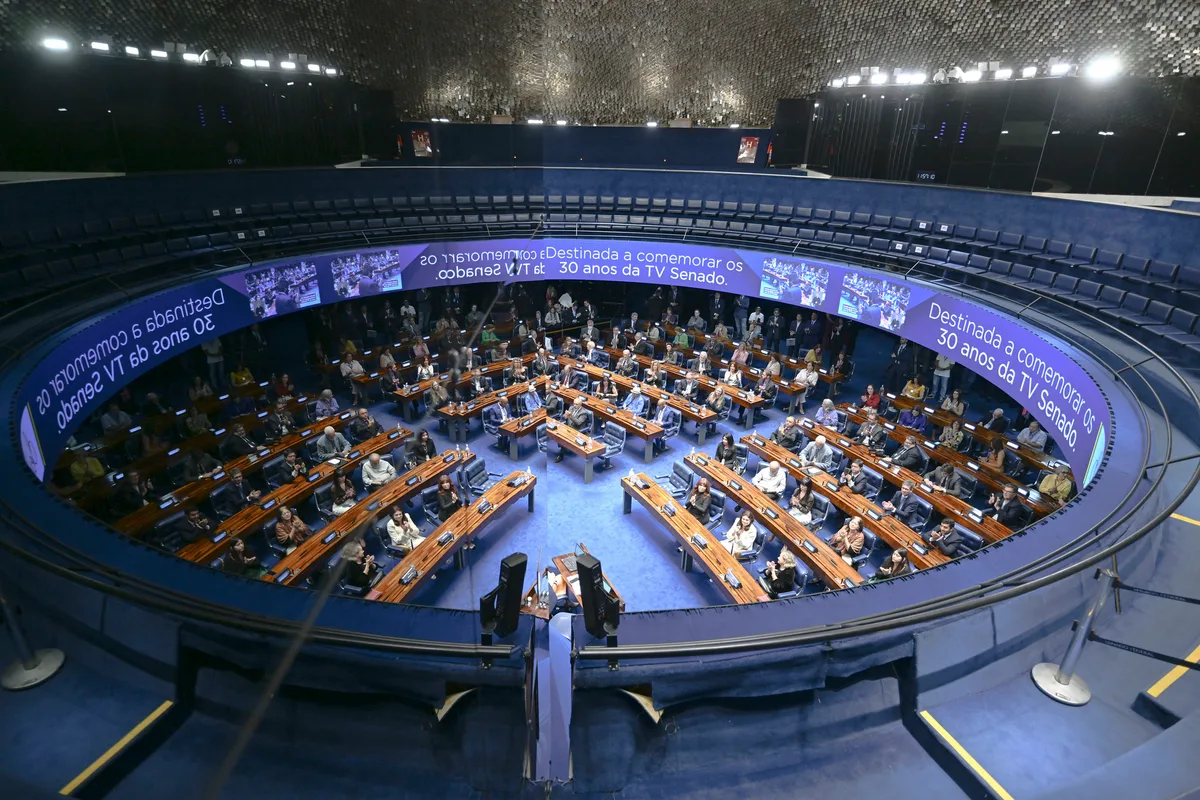Senado aprova ‘OAB da Medicina’