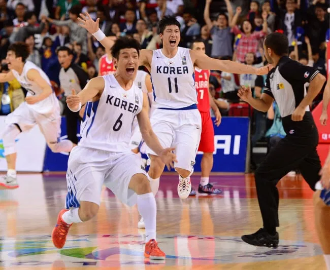 '2014년 인천 AG 金 캡틴!' 양동근 감독 "2026년 주장 이승현은 믿을맨…부담스러웠을 한일전 잘했다" 칭찬